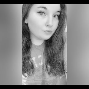 Meet your Posher, Katlyn